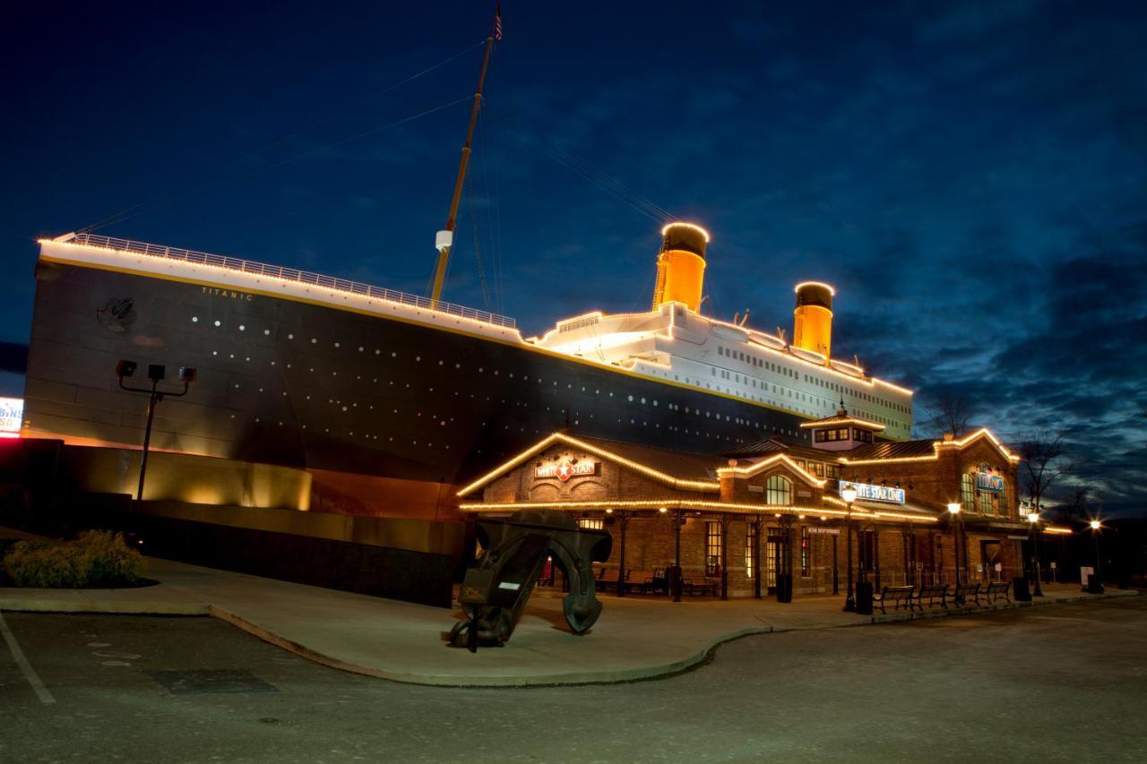 River Song, Near River, Hot Tub, Foosball, Wifi 1089 Free Tickets Each Paid Day, Dollywood And More Sevierville Esterno foto
