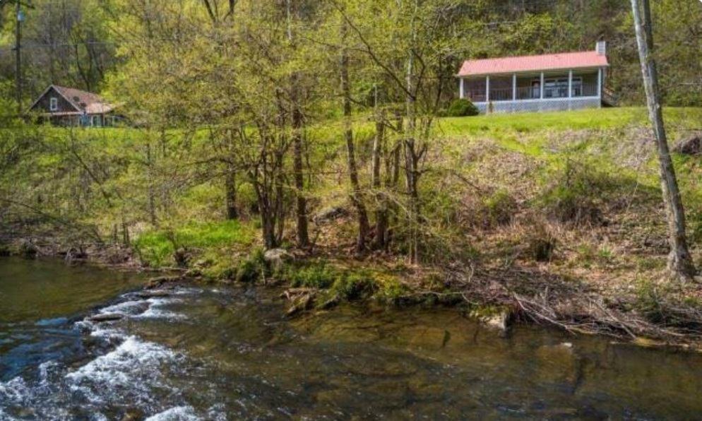 River Song, Near River, Hot Tub, Foosball, Wifi 1089 Free Tickets Each Paid Day, Dollywood And More Sevierville Esterno foto